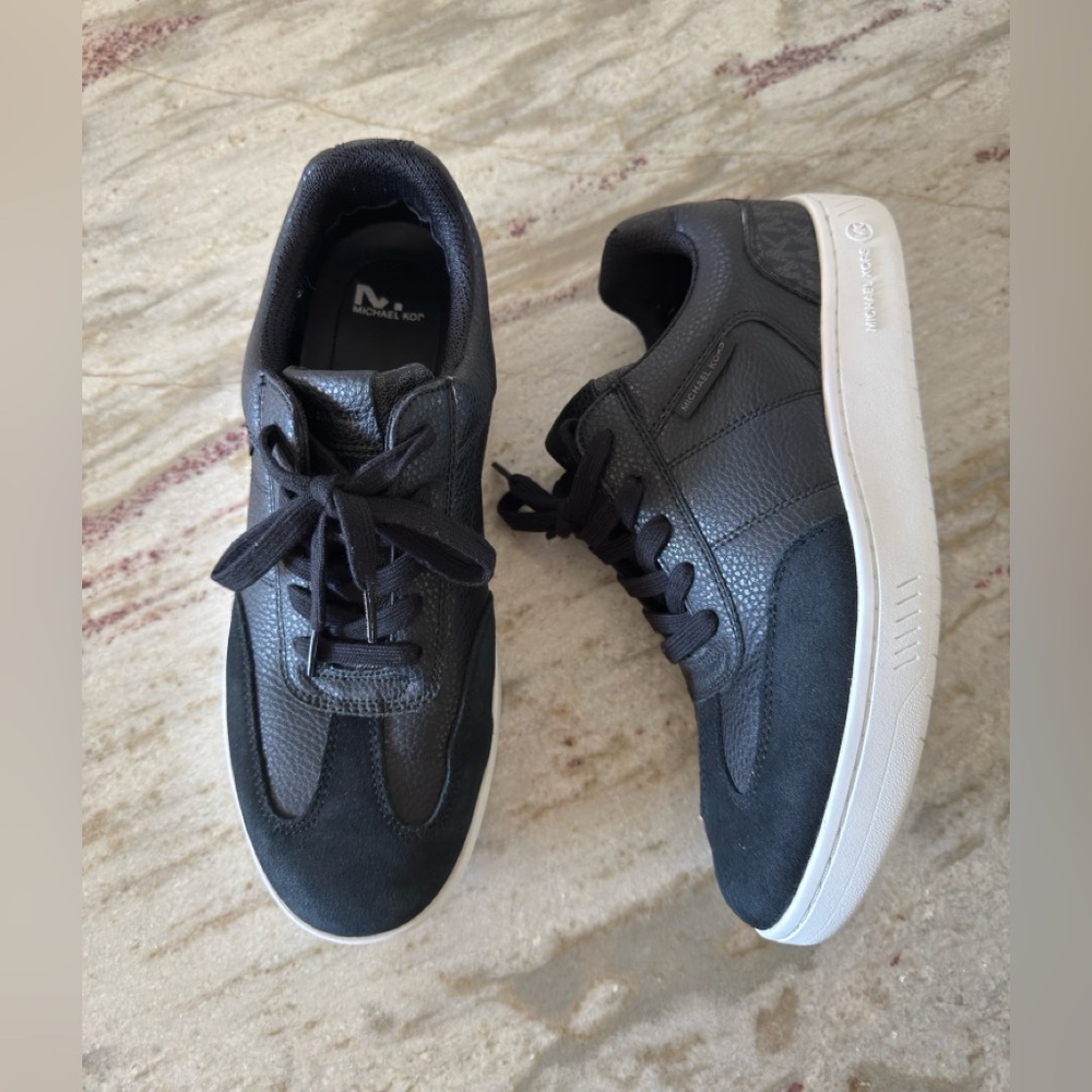 Michael Kors Black and White Men's Sneakers. Size 10